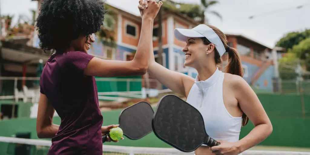 Singles vs Doubles in Pickleball
