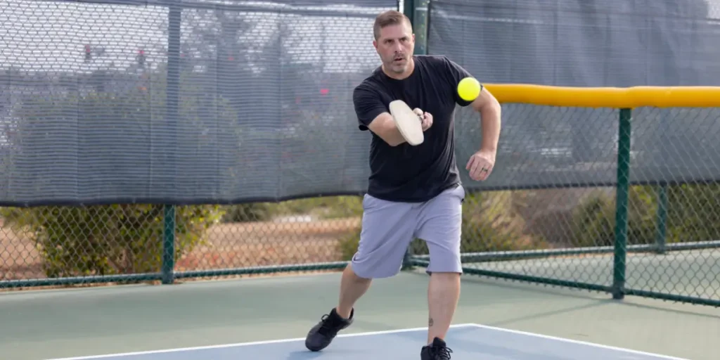 How to Apply Sidespin to a Pickleball